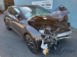 Toyota C-HR C-HR (X1,X5), SUV, 2016 1.2 16V Turbo picture 4