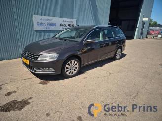 Vrakbiler auto Volkswagen Passat Passat Variant (365), Combi, 2010 / 2015 1.4 TSI 16V 2011/9