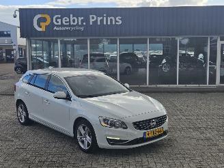  Volvo V-60 2.4 D6 20V Plug-in Hybrid AWD Combi/o  Elektrisch Diesel 2.401cc 206kW (280pk) 4x4 2013/12