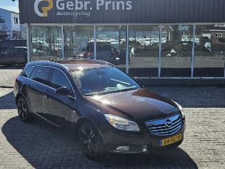 Coche accidentado Opel Insignia SPORTS TOURER SW 1.4 Turbo 16V Ecotec Combi/o  Benzine 1.364cc 103kW (140pk) FWD 2011/10