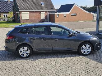 Renault Mégane 1.5 dCi 90 Combi/o 4Dr Diesel 1.461cc 66kW (90pk) FWD picture 8