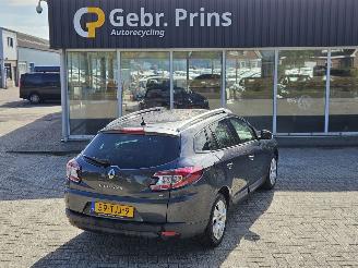 Coche accidentado Renault Mégane 1.5 dCi 90 Combi/o 4Dr Diesel 1.461cc 66kW (90pk) FWD 2012/2