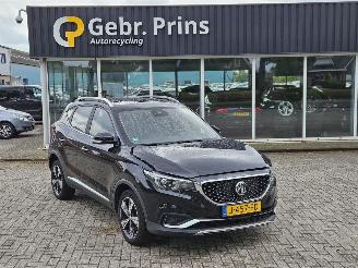 Schadeauto MG ZS EV SUV  Elektrisch  110kW (150pk) FWD 2020-04  TZ204XS1481 2020/7