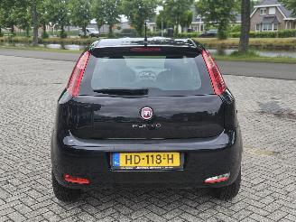 Fiat Punto 0.9 TwinAir Turbo 100 Hatchback  Benzine 875cc 74kW (101pk) FWD picture 4