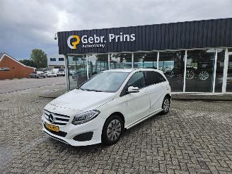 skadebil auto Mercedes B-klasse 2.2 B-220 CDI BlueEFFICIENCY,d 16V Hatchback  Diesel 2.143cc 125kW (170pk) 2019/11