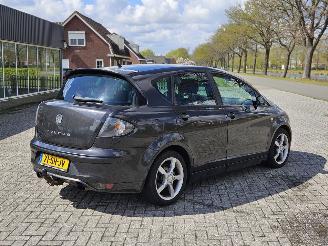 Seat Toledo 2.0 FSI 16V MPV  Benzine 1.984cc 110kW (150pk) FWD picture 3