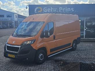 krockskadad bil bedrijf Peugeot Boxer 2.0 96 KW (131PK) L2H2 2019/3