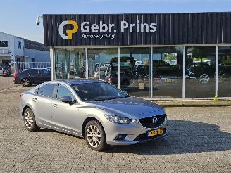 Vaurioauto  passenger cars Mazda 6 2.2 SkyActiv-D 150 16V Sedan 4Dr Diesel 2.191cc 110kW (150pk) 2014/1