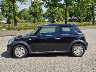 Mini Mini 1.6 16V One Hatchback  Benzine 1.598cc 72kW (98pk) FWD picture 10