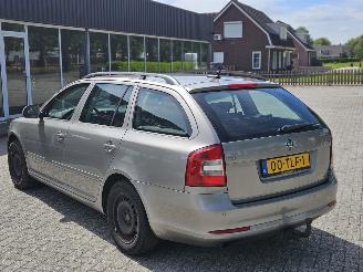 Skoda Octavia 1.6 TDI Greenline Combi/o 4Dr Diesel 1.598cc 77kW (105pk) FWD picture 3