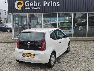 damaged passenger cars Volkswagen Up! 1.0 12V 60 Hatchback  Benzine 999cc 44kW (60pk) FWD 2012/5