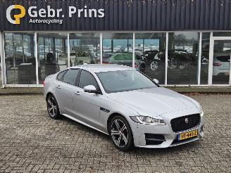 Damaged car Jaguar XF 2.0D R-Sport 120KW 163PK 1999cc 2016/1