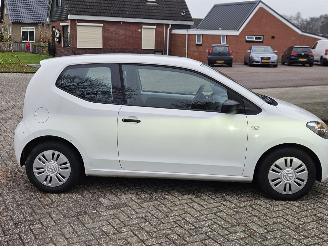 Volkswagen Up! 1.0 12V 60 Hatchback  Benzine 999cc 44kW (60pk) FWD picture 10