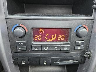 Peugeot 207 1.6 16V Cabrio  Benzine 1.598cc 88kW (120pk) FWD picture 14