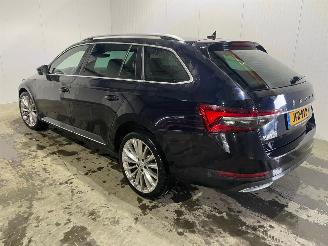 Schadeauto Skoda Superb 1.4 TSI iV 16V AUT Combi/o  Elektrisch Benzine 1.395cc 160kW (218pk) FWD 2020/3