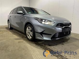 Autoverwertung Kia Cee d Ceed Sportswagon (CDF), Combi 5-drs, 2018 1.0i T-GDi 12V 2022/11