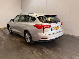 skadebil auto Ford Focus 1.0 Ti-VCT EcoBoost 12V 125 Combi/o  Benzine 999cc 92kW (125pk) FWD 2019/12