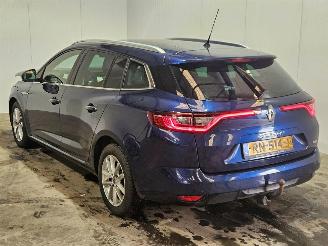 krockskadad bil auto Renault Mégane Megane IV Estate 1.5 Energy dCi 110 2018/2