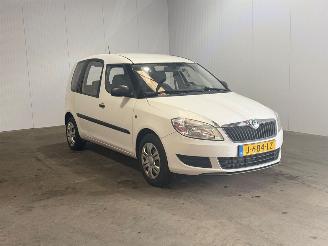 Damaged car Skoda Roomster 1.2 Active 2012/12