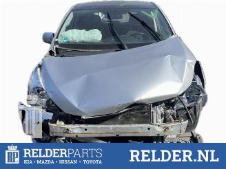 Coche siniestrado Toyota Verso Verso, MPV, 2009 / 2018 1.8 16V VVT-i 2010/5