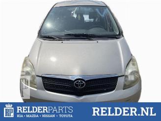  Toyota Corolla-verso Corolla Verso (E12), MPV, 2001 / 2004 2.0 D-4D 16V 90 2003/4