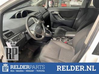 Toyota Verso Verso, MPV, 2009 / 2018 1.6 16V VVT-i picture 10