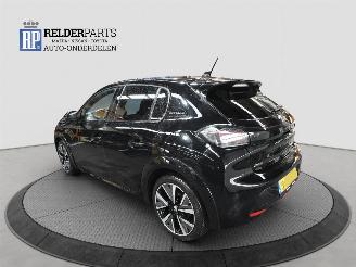 Peugeot 208 1.2 GT LINE PURE TECH picture 3