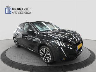 Peugeot 208 1.2 GT LINE PURE TECH picture 7