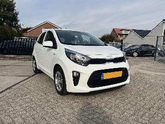 Damaged car Kia Picanto 1.0 DPi ComfortLine  23.620 KM !! 2023/9