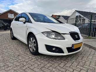 damaged passenger cars Seat Leon 1.2 TSI Reference  180.798 2011/3