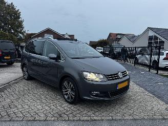 krockskadad bil auto Volkswagen Sharan 2.0 TDI Highline Pano 7p 2016/1