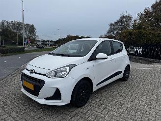 skadebil auto Hyundai I-10 1.0i cool navi 2018/10