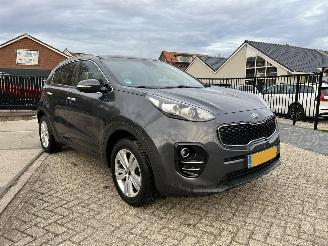 krockskadad bil auto Kia Sportage 1.6 GDI First Edition 2 OWNERS !! 2016/6