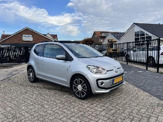 begagnad bil auto Volkswagen Up! 1.0 high up! Pano 2013/4