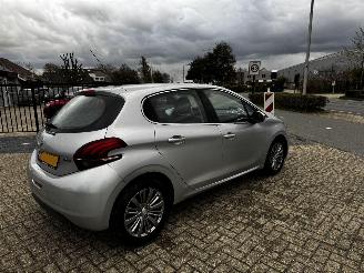 Peugeot 208 1.2 Allure 26.169 KM !! picture 7