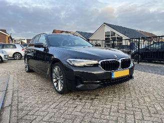 Unfallwagen BMW 5-serie 5-serie Touring -  530e xDrive High Executive 2022/3