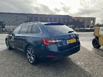 Skoda Superb Combi -  1.4 TSI ACT Style Business picture 7