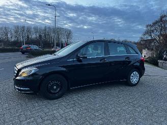 Mercedes B-klasse 180 Ambition | 55.872 KM !! picture 5