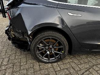 Tesla Model 3 LONGE RANGE AWD 75 KWH picture 13