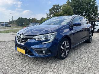 uszkodzony samochody osobowe Renault Mégane 1.3 TCe Bose | 77.417 km!! 2019/1
