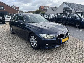 Vaurioauto  passenger cars BMW 3-serie 320d High Executive 2012/11