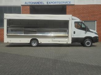 krockskadad bil bedrijf Iveco Daily 50-150 Verkoopwagen met koeling 2016/1