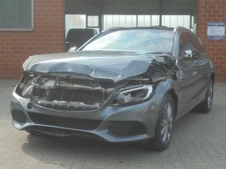 Auto incidentate Mercedes C-klasse C 220 T 4Matic 125kw Automaat, Panorama, Leer, Navi 2018/2