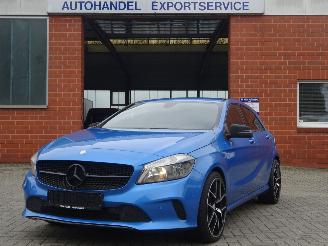krockskadad bil auto Mercedes A-klasse A 180 CDI Automaat, Airco, Navi, PDC, Cruise control 2016/11