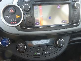 Toyota Yaris 1.5 Full Hybrid Dynamic, Panorama, Climate & Cruise, Navi, PDC picture 16