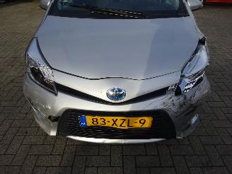 Toyota Yaris 1.5 Full Hybrid Dynamic, Panorama, Climate & Cruise, Navi, PDC picture 23