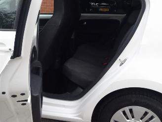 Volkswagen Up! 1.0 move up! BlueMotion, Airco, Lane assist, start/stop picture 9