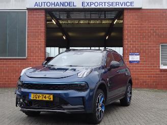 Voiture accidenté Lynk & Co 01 132 kw Plug-in Hybride, Panorama, 3.354 km !! 2025/6