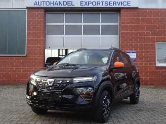 Unfallwagen Dacia Spring 33kw Elektro \"Orange Pack\", Leer, Navi, Airco, Cruise, Camera 2022/8