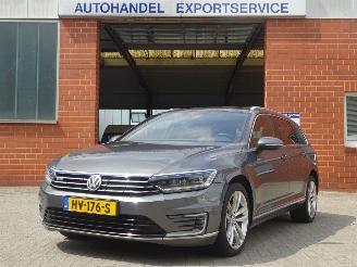 uszkodzony samochody osobowe Volkswagen Passat Variant 1.4 TSI GTE Highline 115kw Hybrid, Panorama 2015/12
